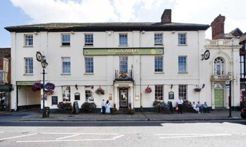 Kings Arms Hotel By Greene King Inns Вестерхам Удобства фото